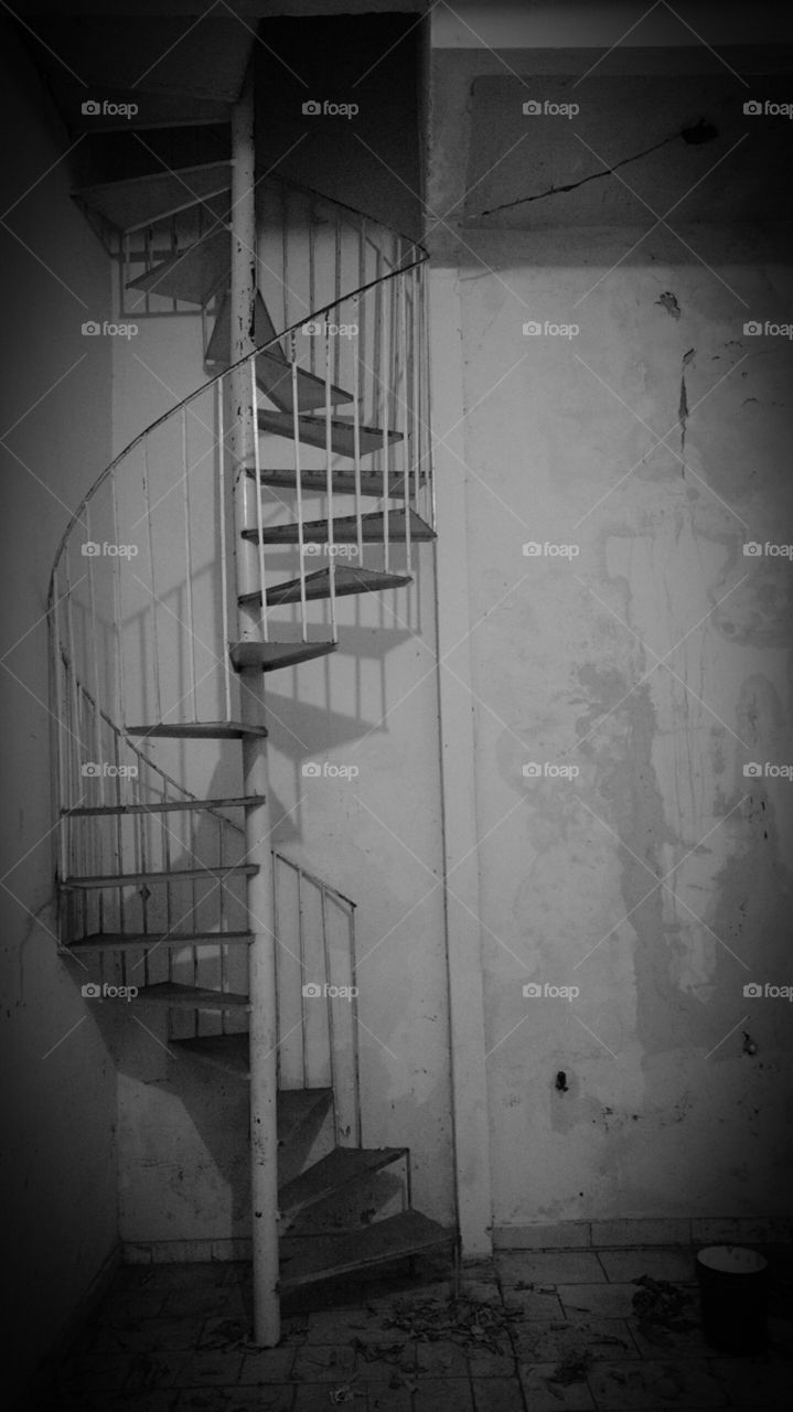 Escada velha.
