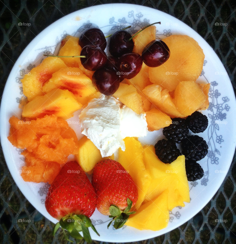 Fruit Plate With Kefir