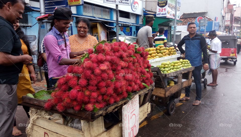 fruits selling in street