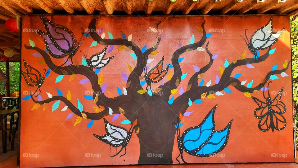 butterfly tree,butterfly,tree,painting,monarch butterfly,colorful,painting,Bravo valley
