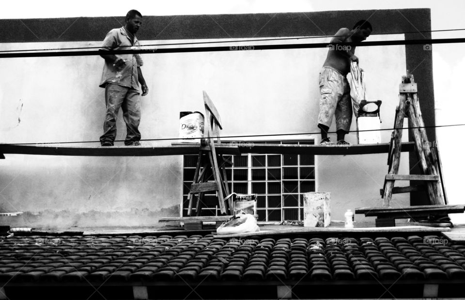 homens trabalhando - Men working