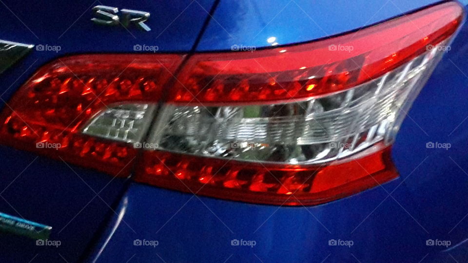 Nissan lights