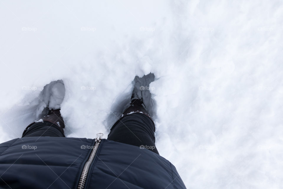 feet in the snow