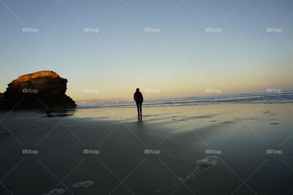 Beach#ocean#human#sunset#rock