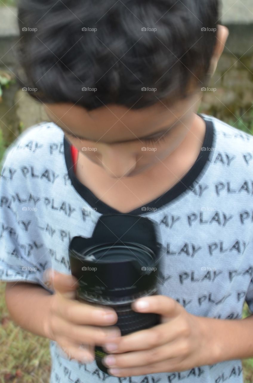 Lens Boy