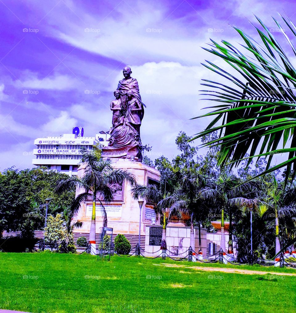 Mahatma Gandhi statue