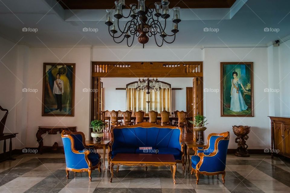 Are you looking for royalty? Here’s royal blue!!!