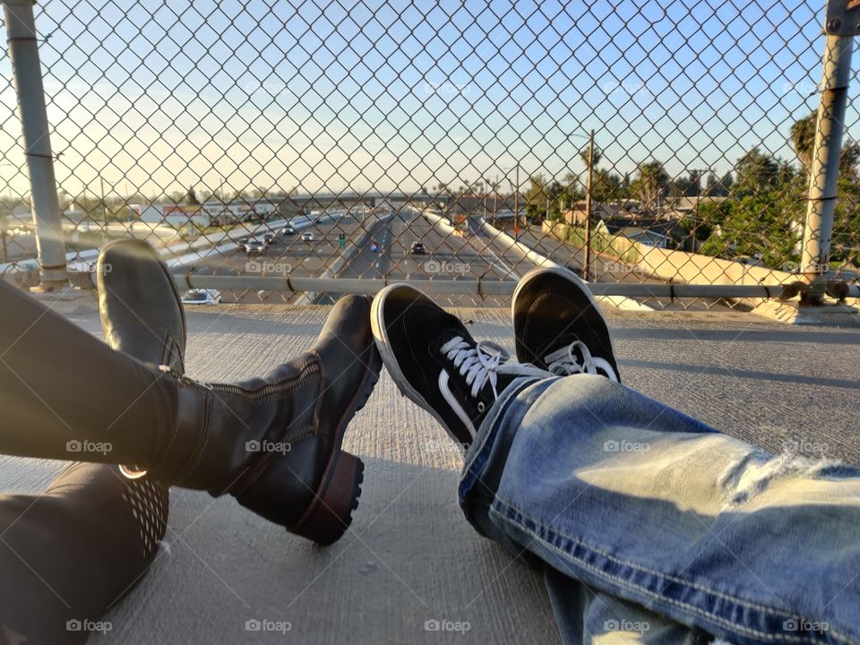 Chillin on the overpass