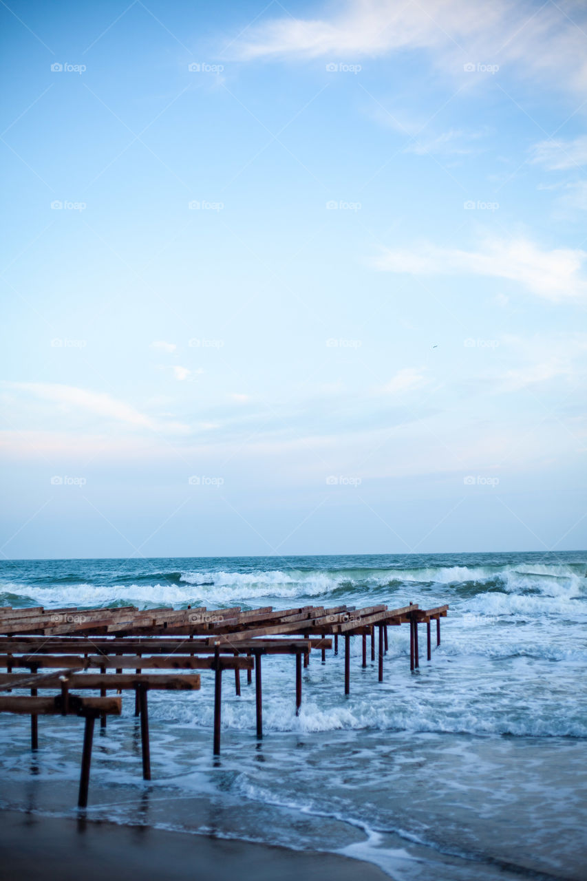 Beautiful sky and blue sea	
