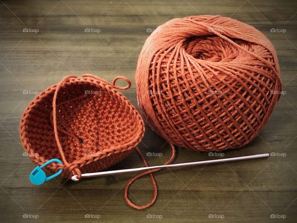 Crochet. Relax and helps with focus, patience, persistence - everything anyone needs to help the mind in a daily and stressful routine. With the benefits of beautiful creations.