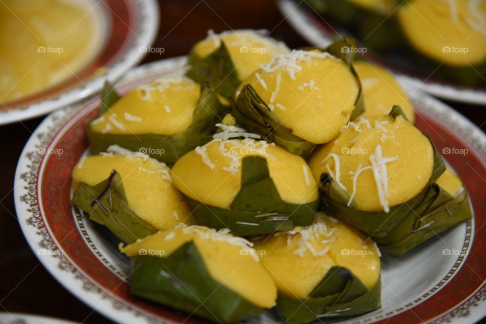 Thai sweets “kaboom Tran”
