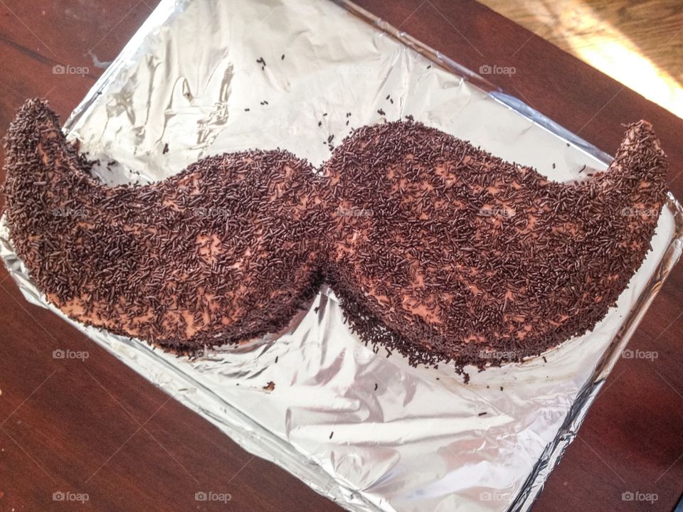 Mustache cake