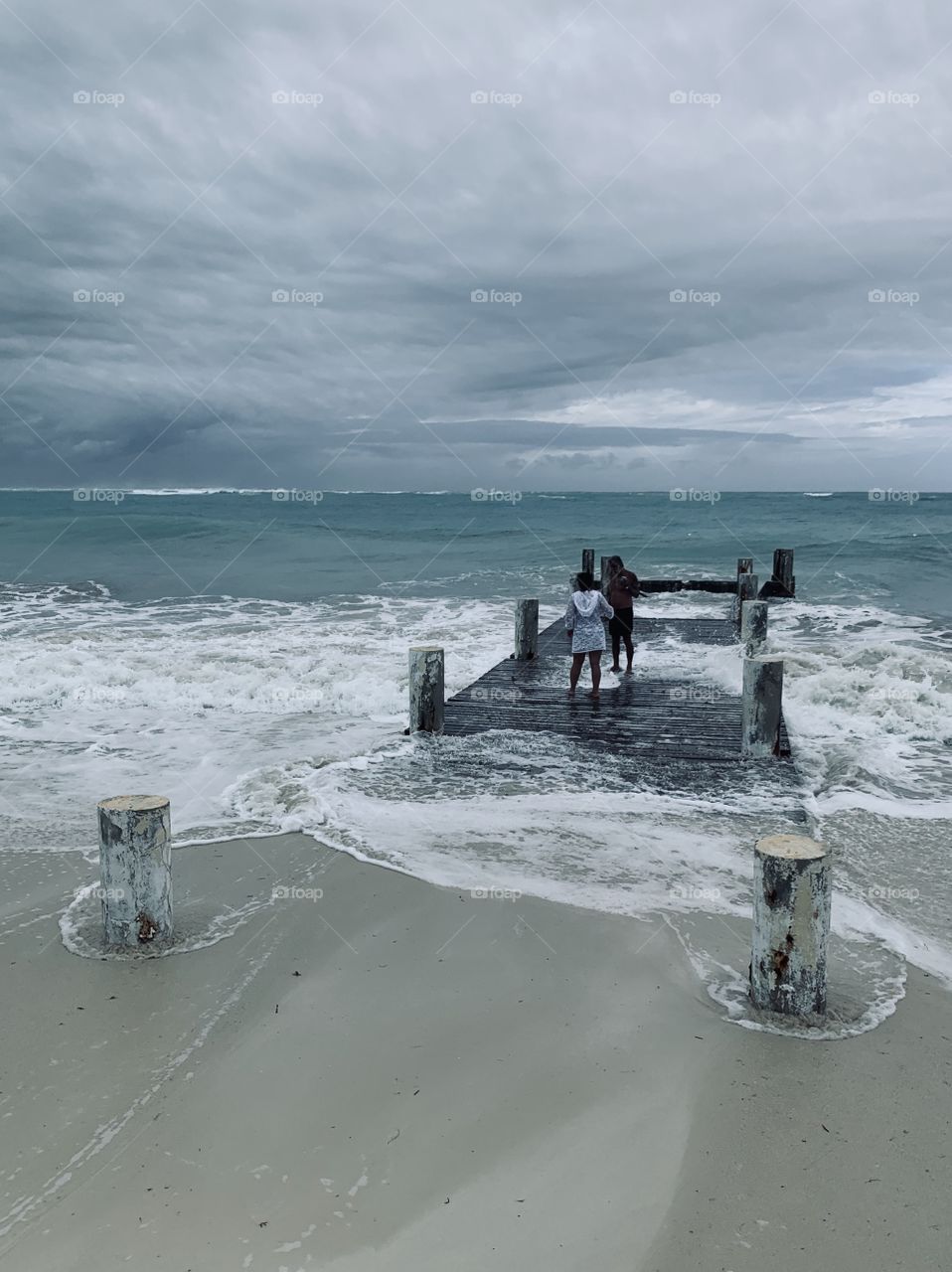 Powerful waves before a storm in Turks and Caicos 