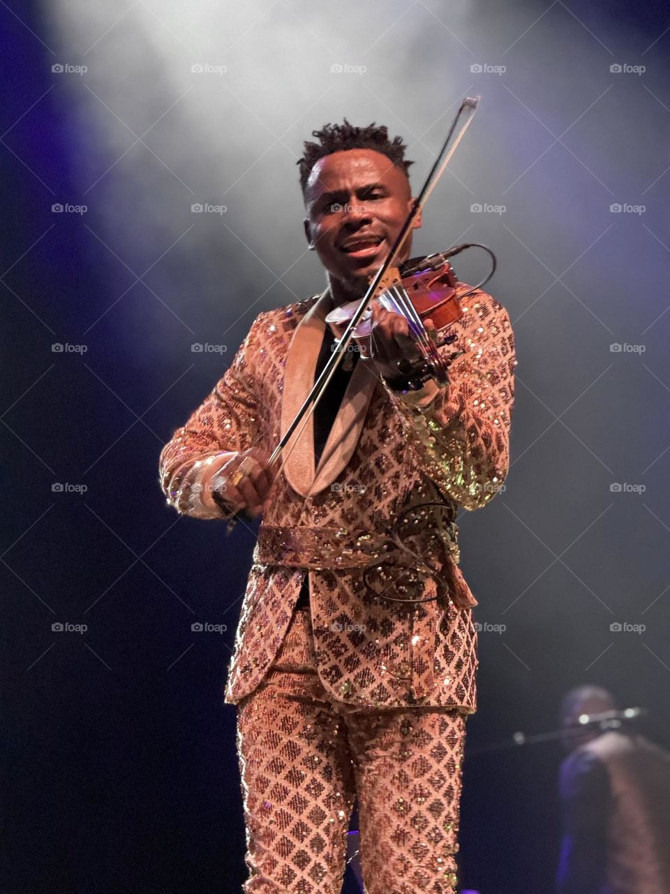 Demola the violinist 