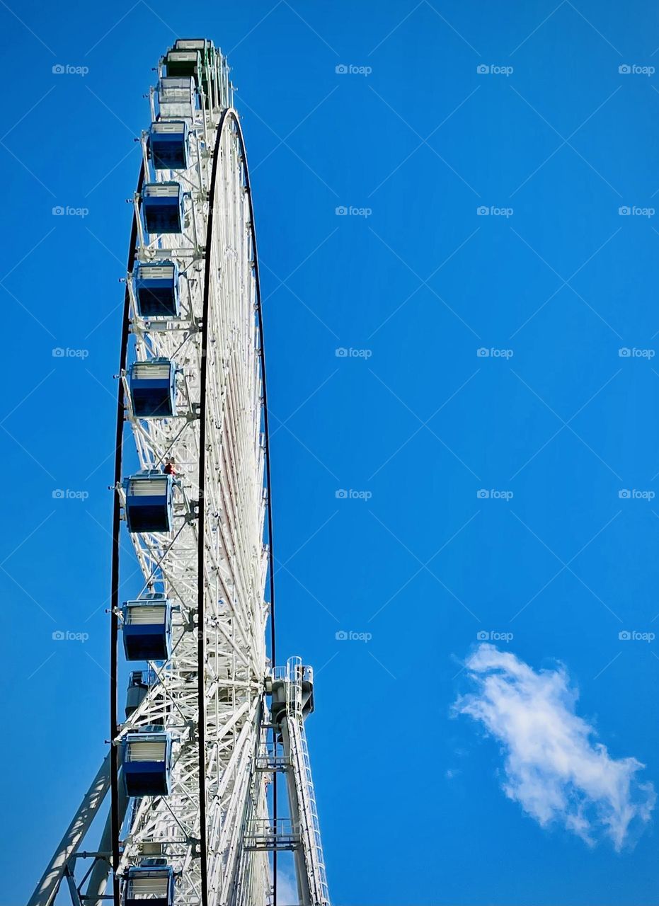 Ferris wheel 