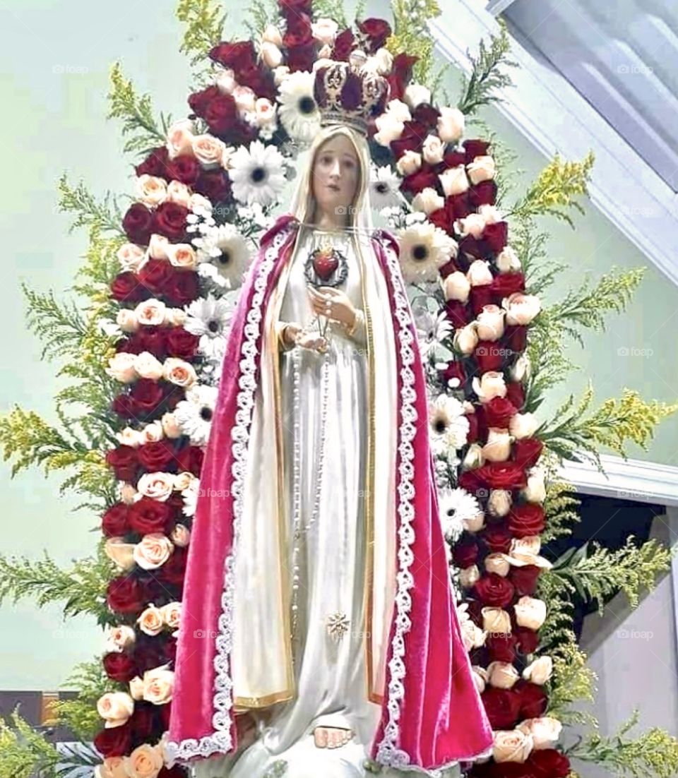 🙏 🇪🇸 Oh Maria, ruega por nosotros que recurrimos a ti.  Amén.  🇧🇷 Ó Maria, Nossa Senhora, rogai por nós que recorremos a vós. Amém. / 🇺🇸 O Mary, pray for us that we turn to you.  Amen. / 🇮🇹 O Madonna, prega per noi che ci rivolgiamo a te. Amen. 