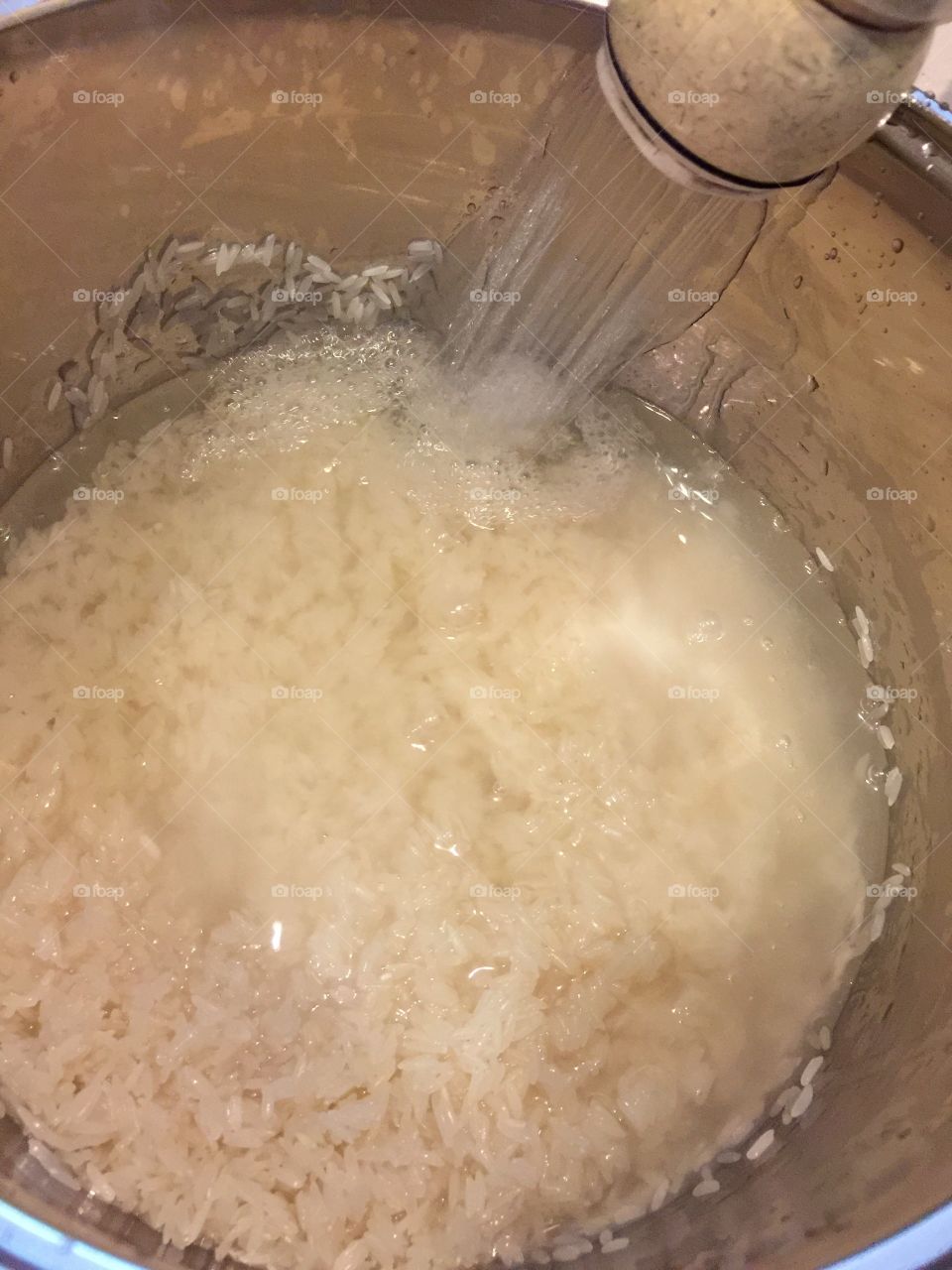 Washing rice 