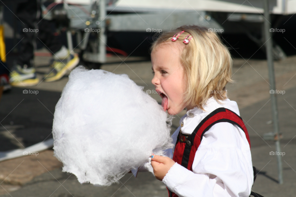 norway girl baby funny by nader_esk