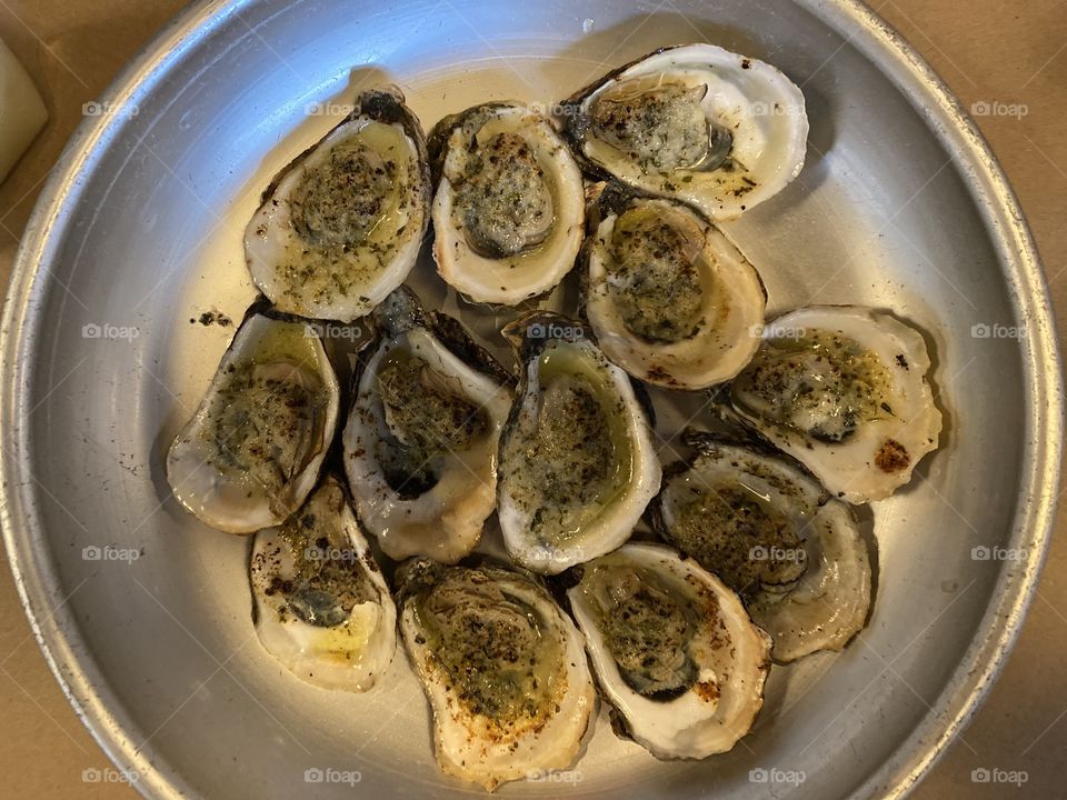 Grilled oysters 