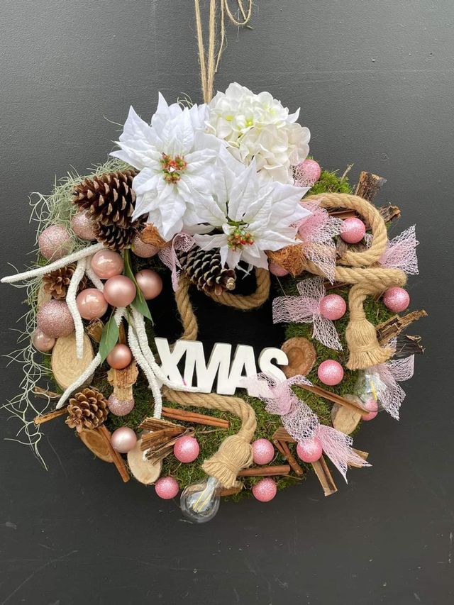 Crown x mas