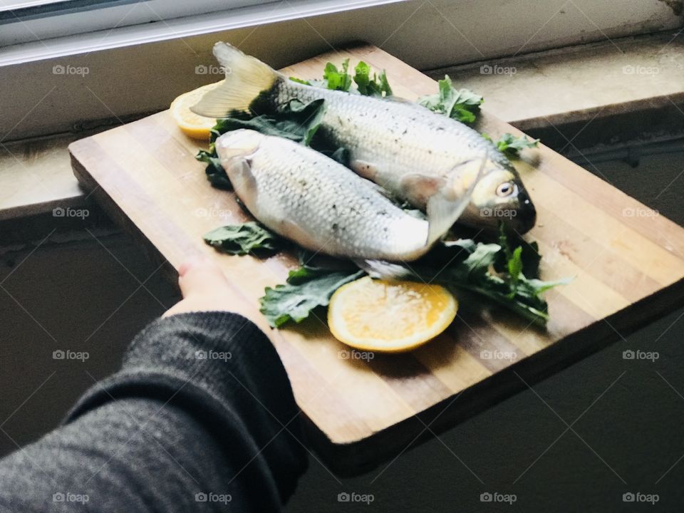 cooking fish for dinner👌🏻