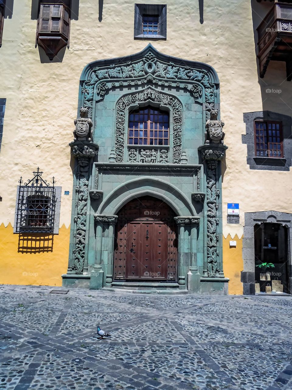 old green gate