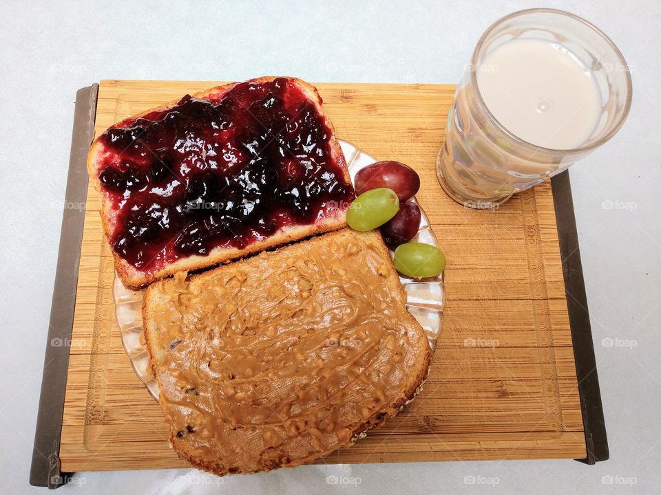 peanut butter n jelly n cashew milk