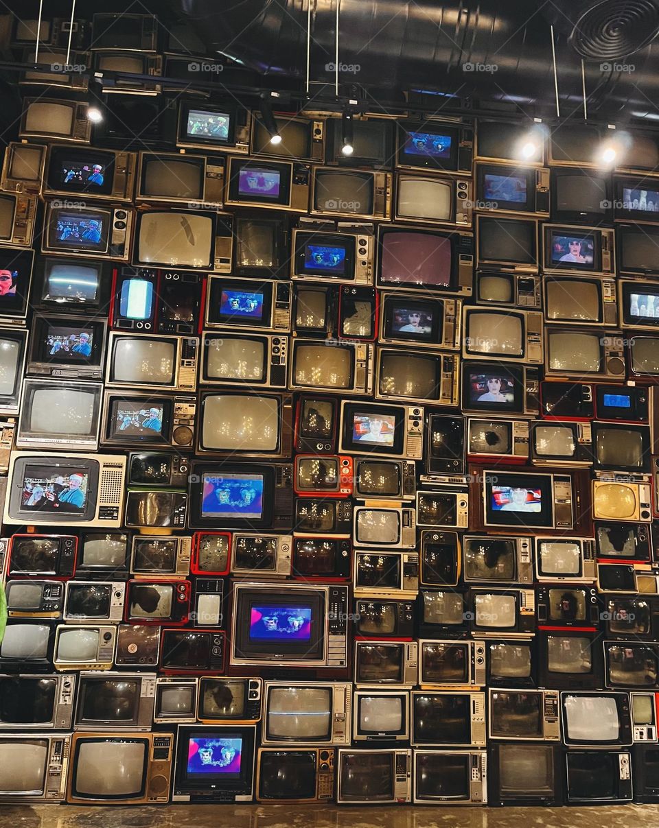 Art tv wall