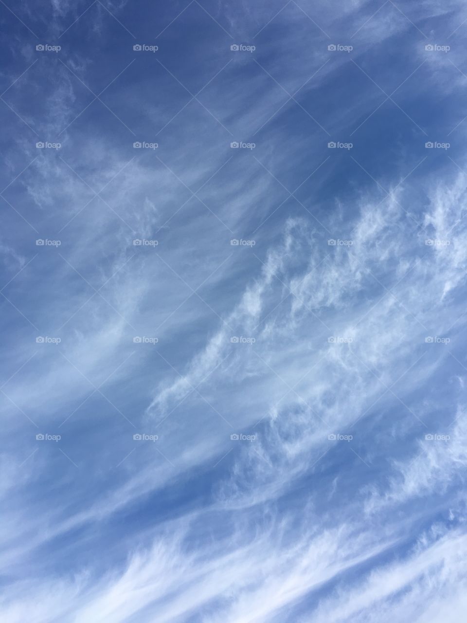 Clouds on a spring evening 