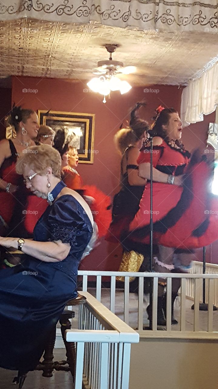saloon dancing