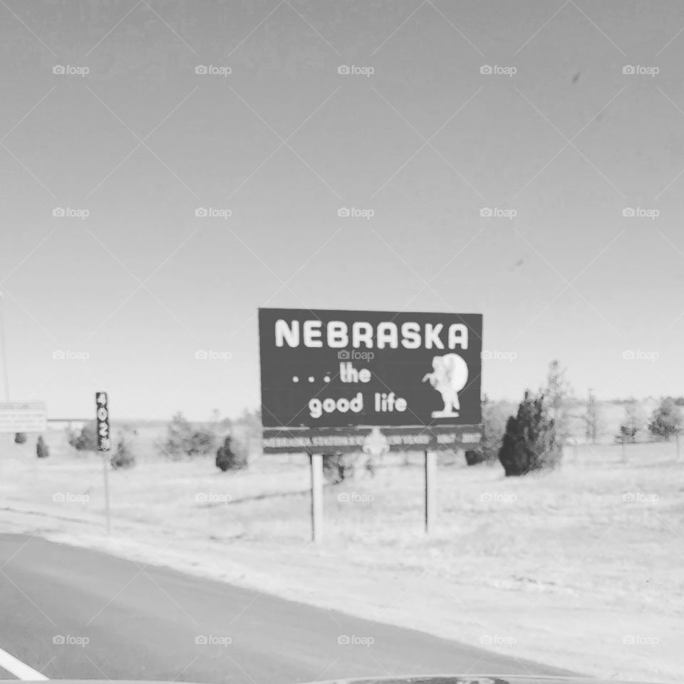 Entering Nebraska road sign.