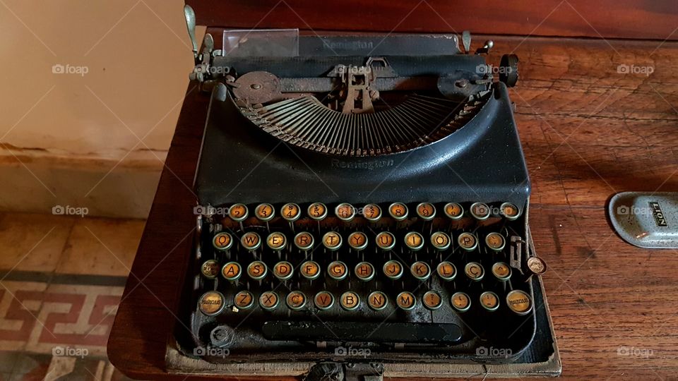 old  machinewriter