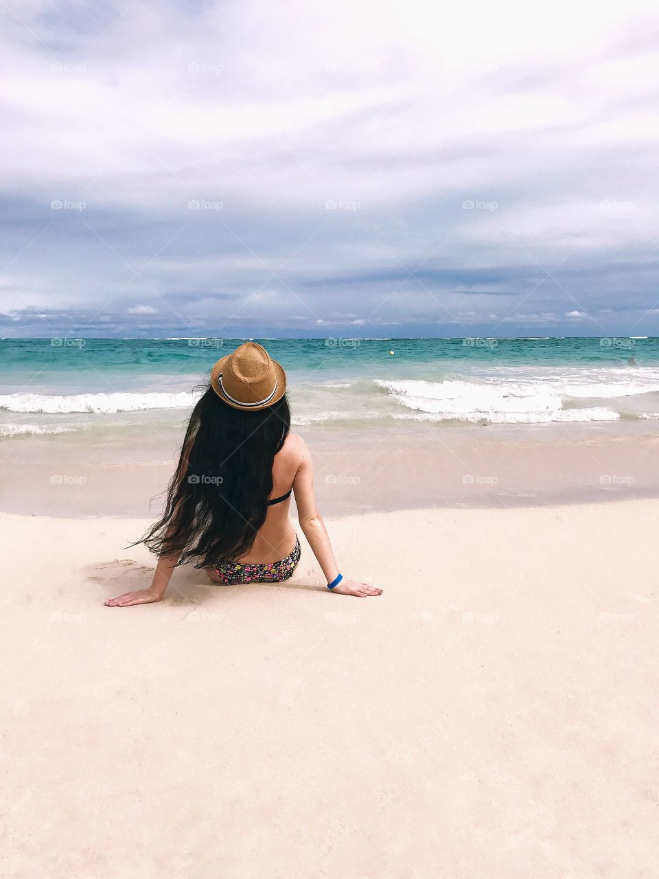 Beautiful island view. Girl and ocean