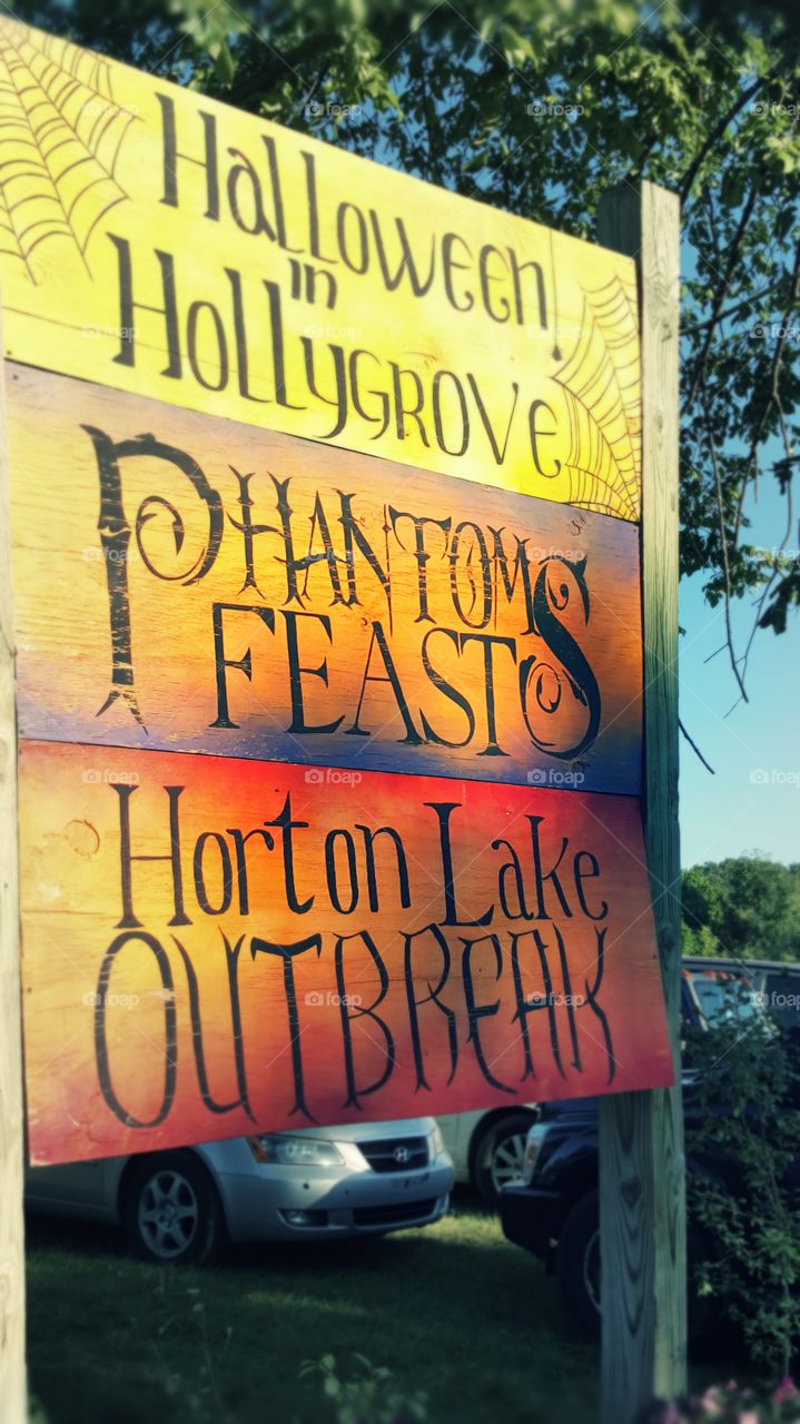 Halloween sign