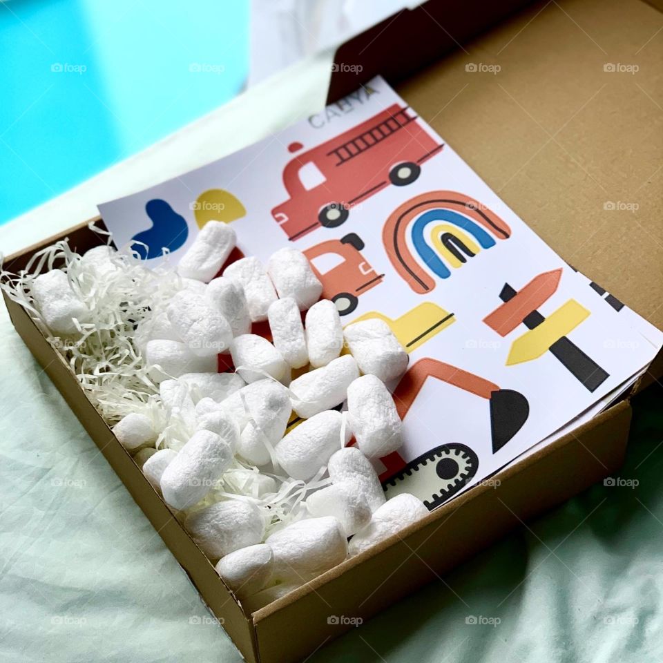 Beautiful and colourful wall decal in transport vehicles design 