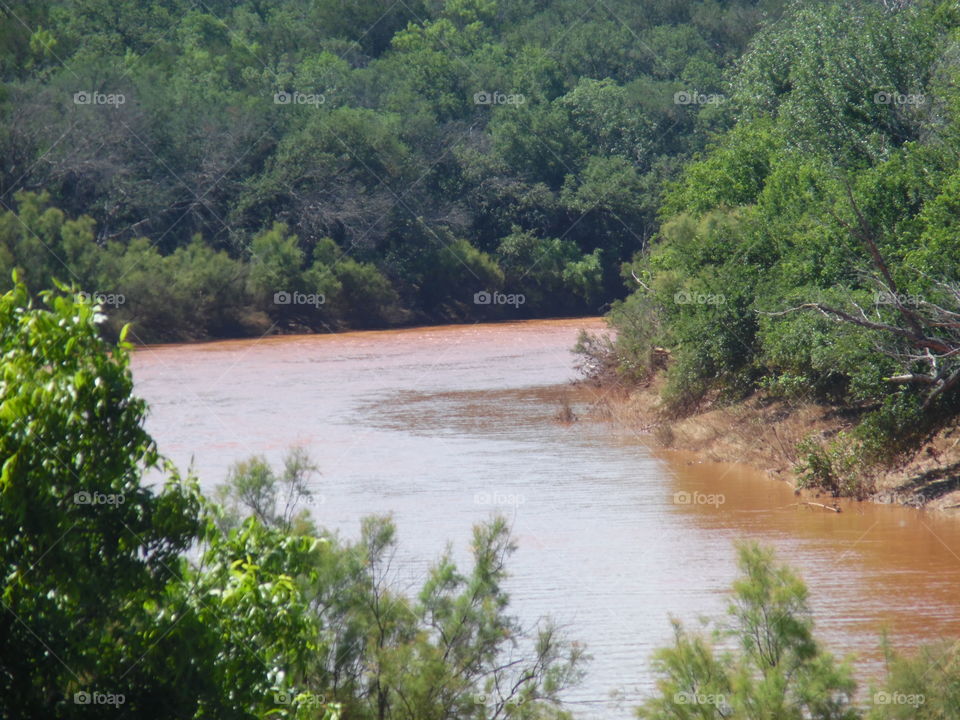 river flows. this is the Brazos river that flows into possum kingdom lake