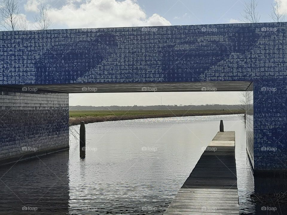 Eleven cities tour monument bridge Netherlands