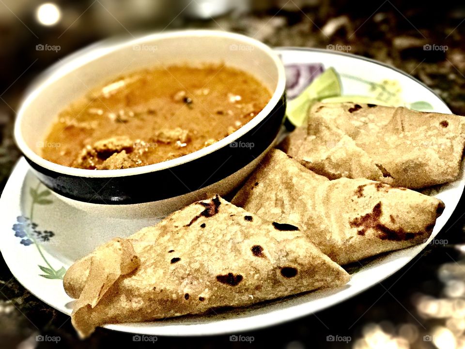 Chapati with chicken 