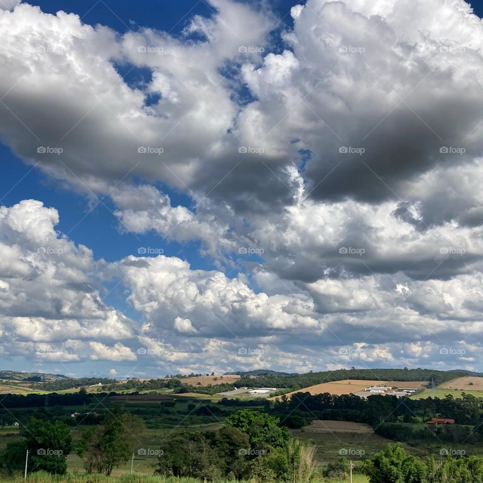 O horizonte infinito é inspirador!

Olhe aí o tamanho desse céu…

📸 #FOTOGRAFIAéNOSSOhobby
#nuvens #sky #céu #natureza #horizonte #fotografia #paisagem #landscapes 