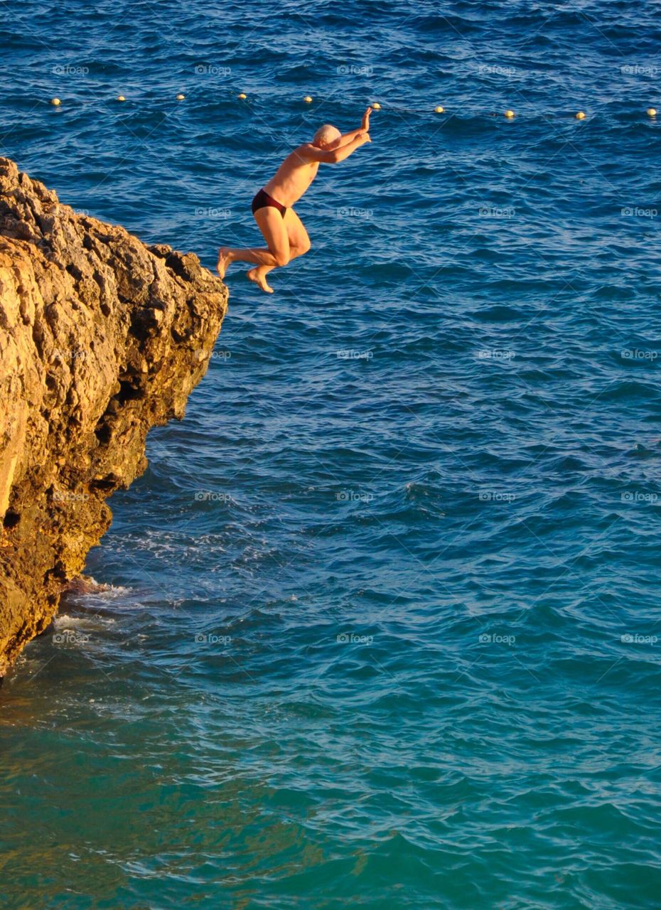 Jumping down from the cliffs