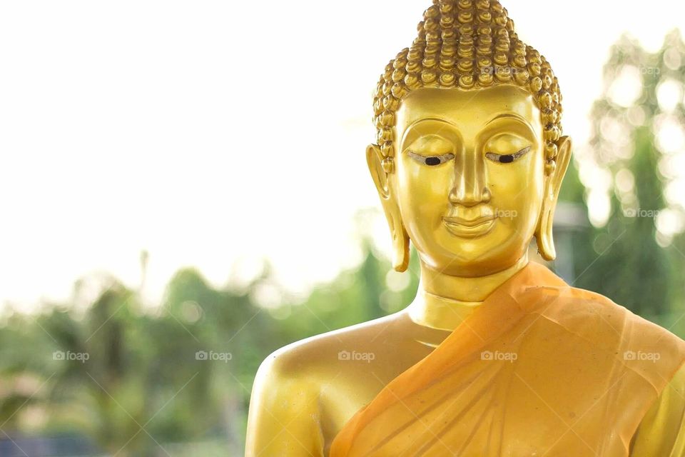 Buddha status. Buddha status in Thailand