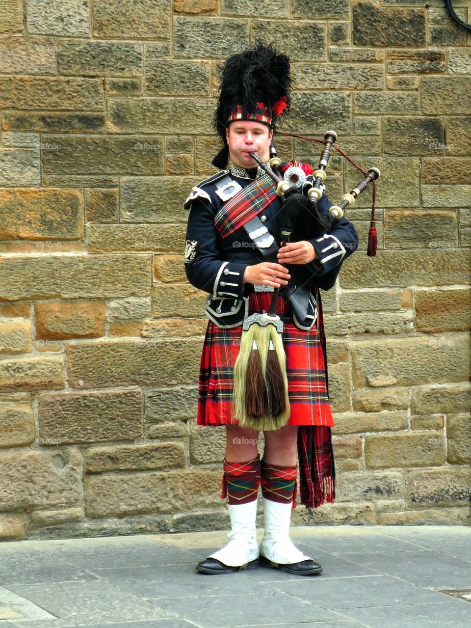 Scottish piper