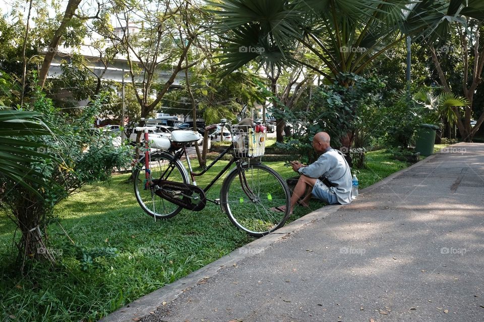 A rest from pedaling