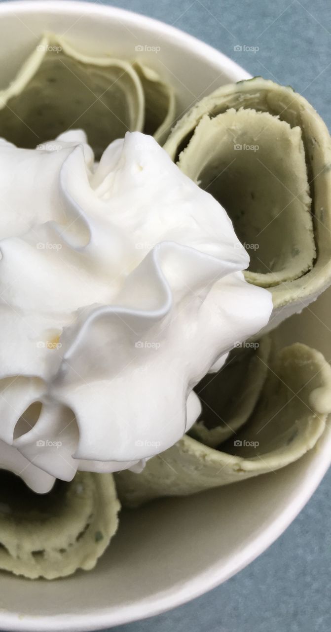 Matcha & Mint flavour Thai rolled ice cream