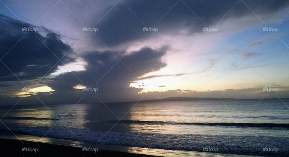 Gray and picturesque clouds☁️ Sunrise 🌅