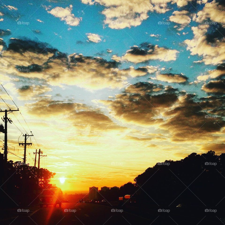 🌄🇺🇸 An extremely beautiful dawn in Jundiaí, interior of Brazil. Cheer the nature! / 🇧🇷 Um amanhecer extremamente bonito em Jundiaí, interior do Brasil. Viva a natureza! 
