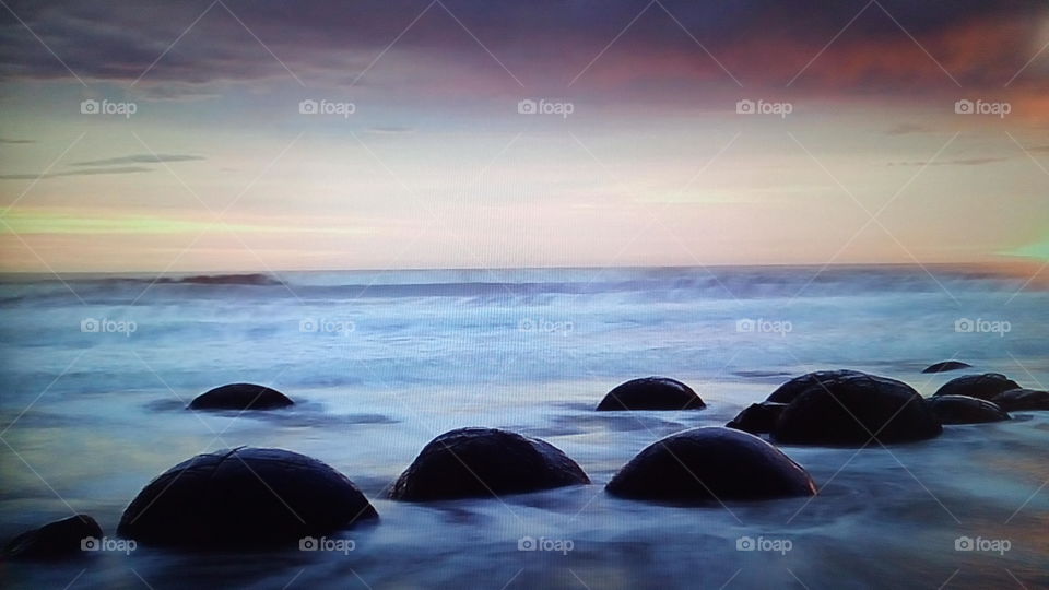 Pedras no mar