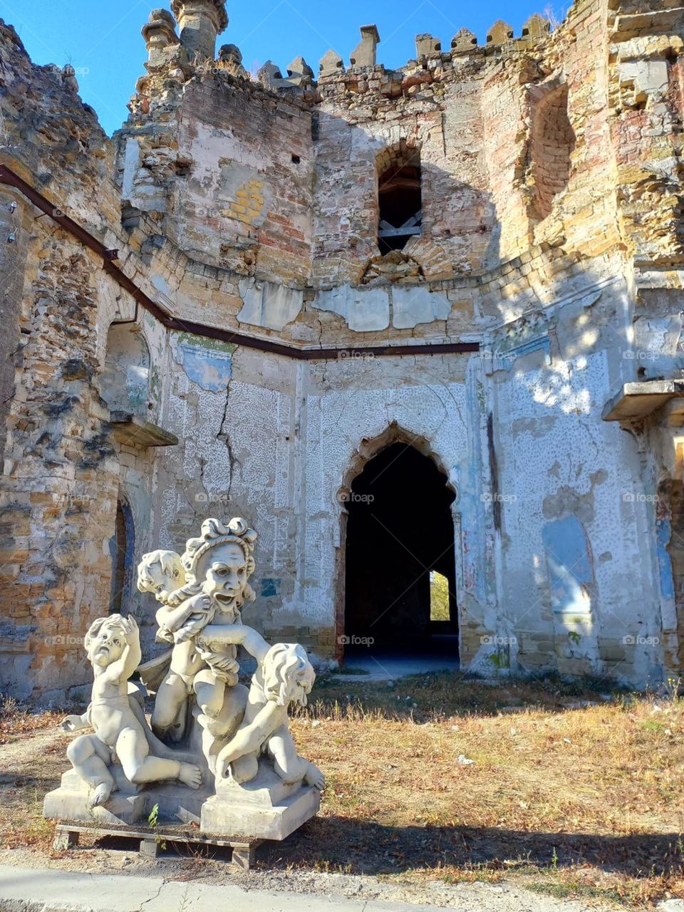 Architecture of an abandoned castle