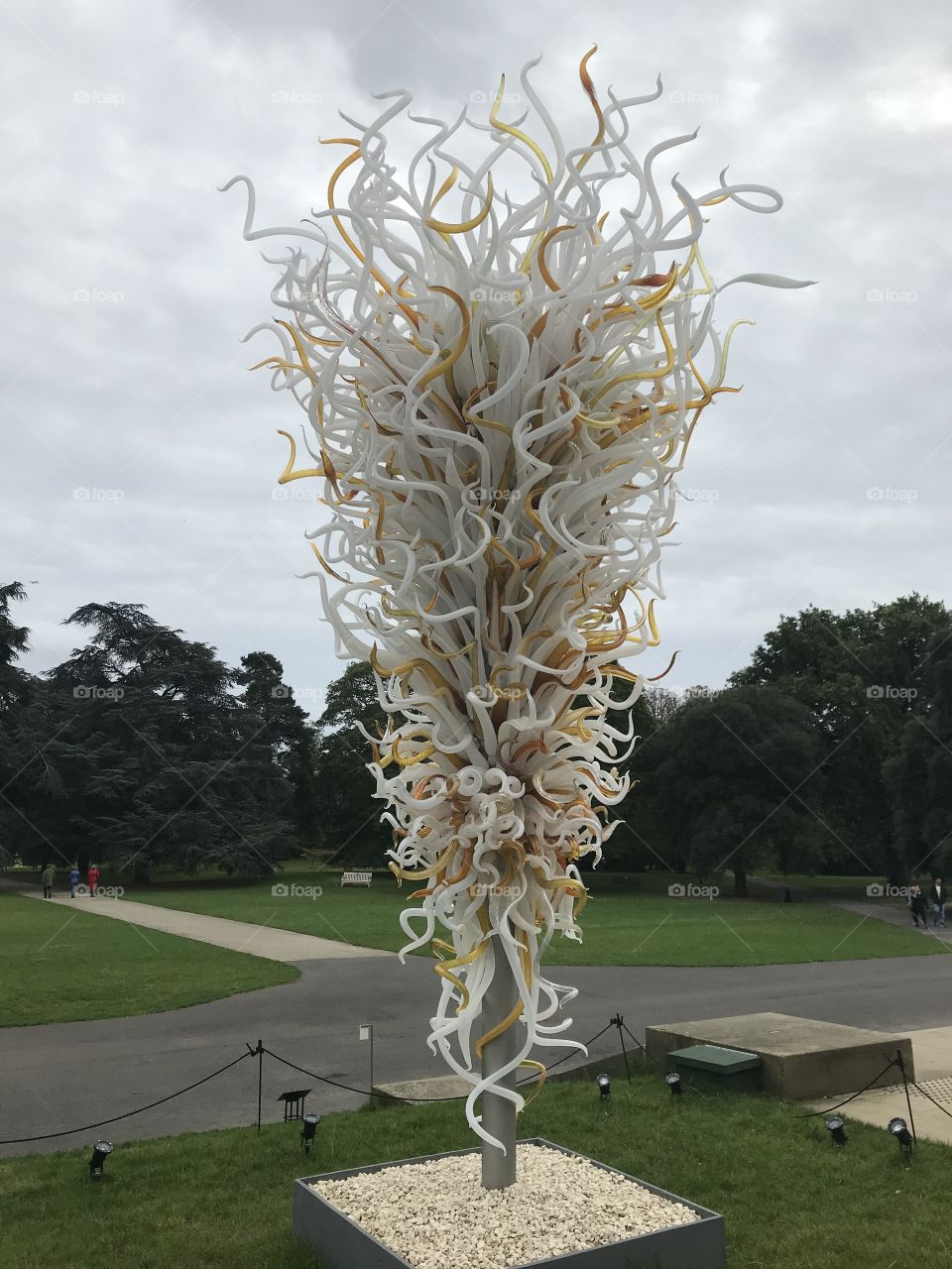 Glass Chihuly Sculpture, London 