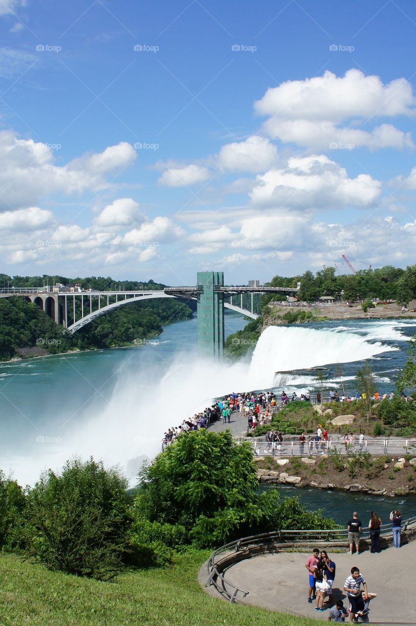 View of a niagara falls and bridge